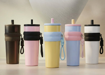 650ml | Insulated Kids | Sipper Bottle | Leak-Proof |  Water Bottle with Carry Strap.