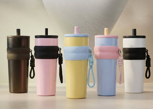 650ml | Insulated Kids | Sipper Bottle | Leak-Proof |  Water Bottle with Carry Strap.